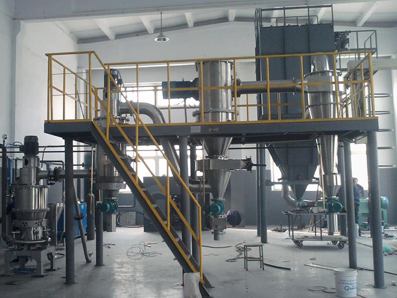 Línea de producción de molienda superfina de manganato de litio de una nueva empresa de materiales en Qingdao